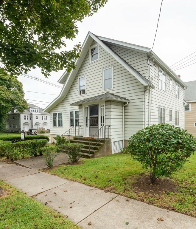 Property Photo: 2 Englewood Road MA 01960