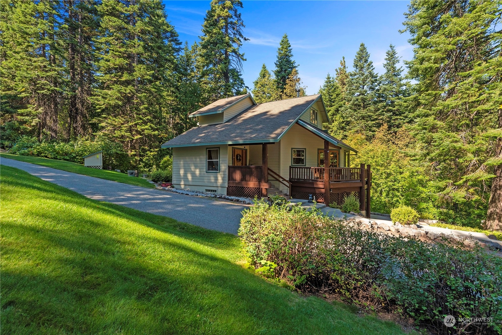 Property Photo:  2953 Mission Ridge Road  WA 98801 