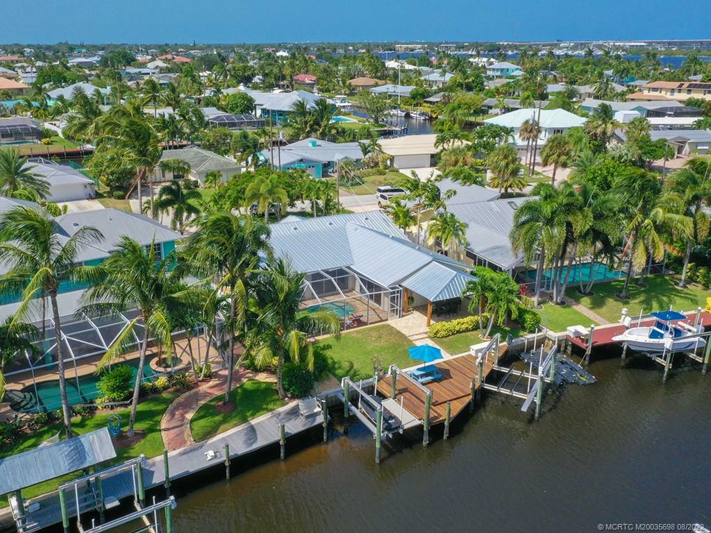 Property Photo: 1394 SW Seagull Way FL 34990