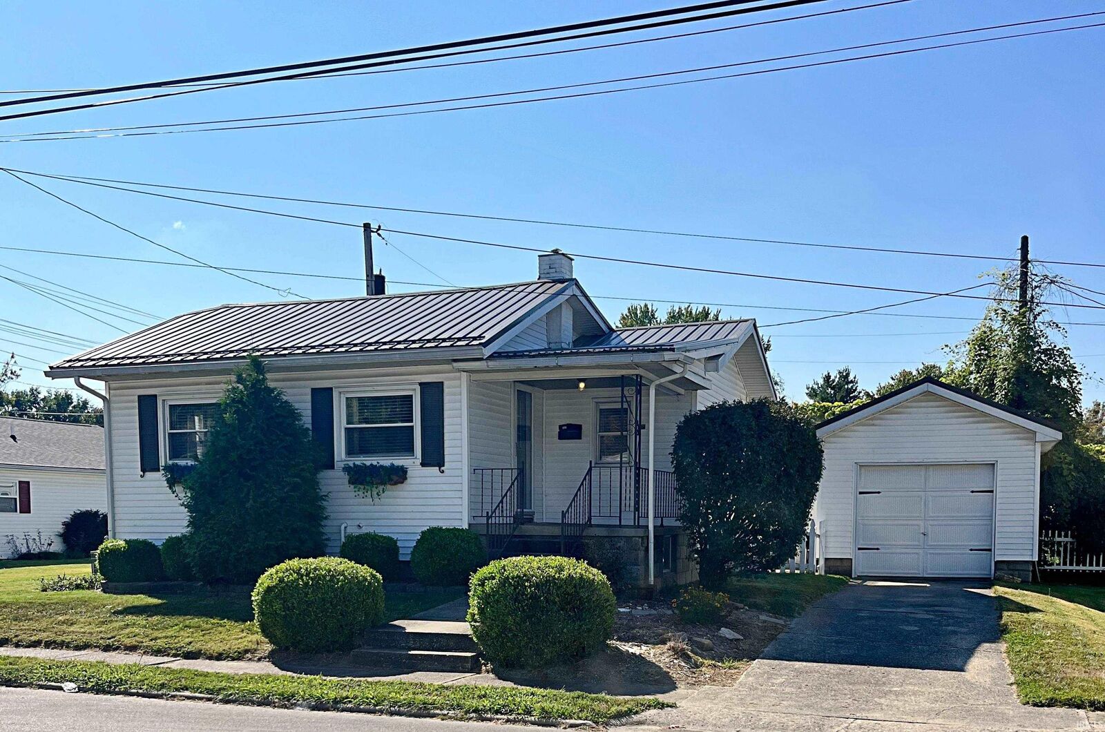 Property Photo: 205 W Flora Street IN 47501