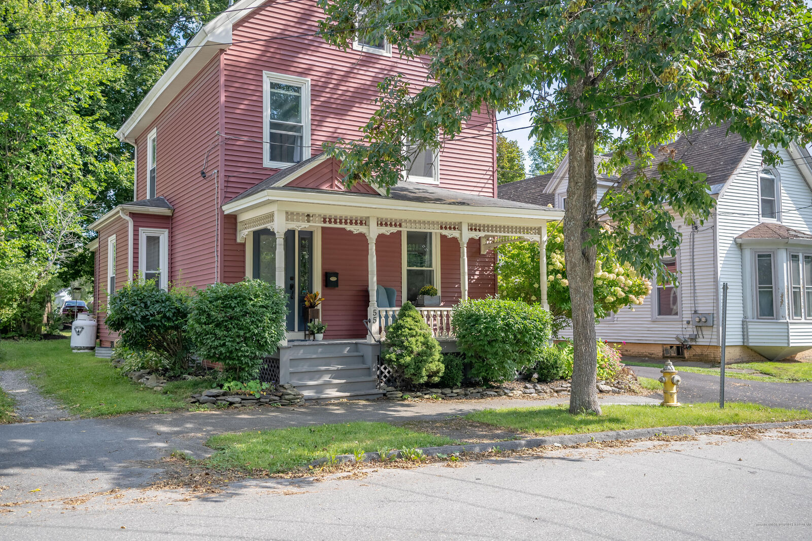 Property Photo:  55 Parkview Avenue  ME 04401 