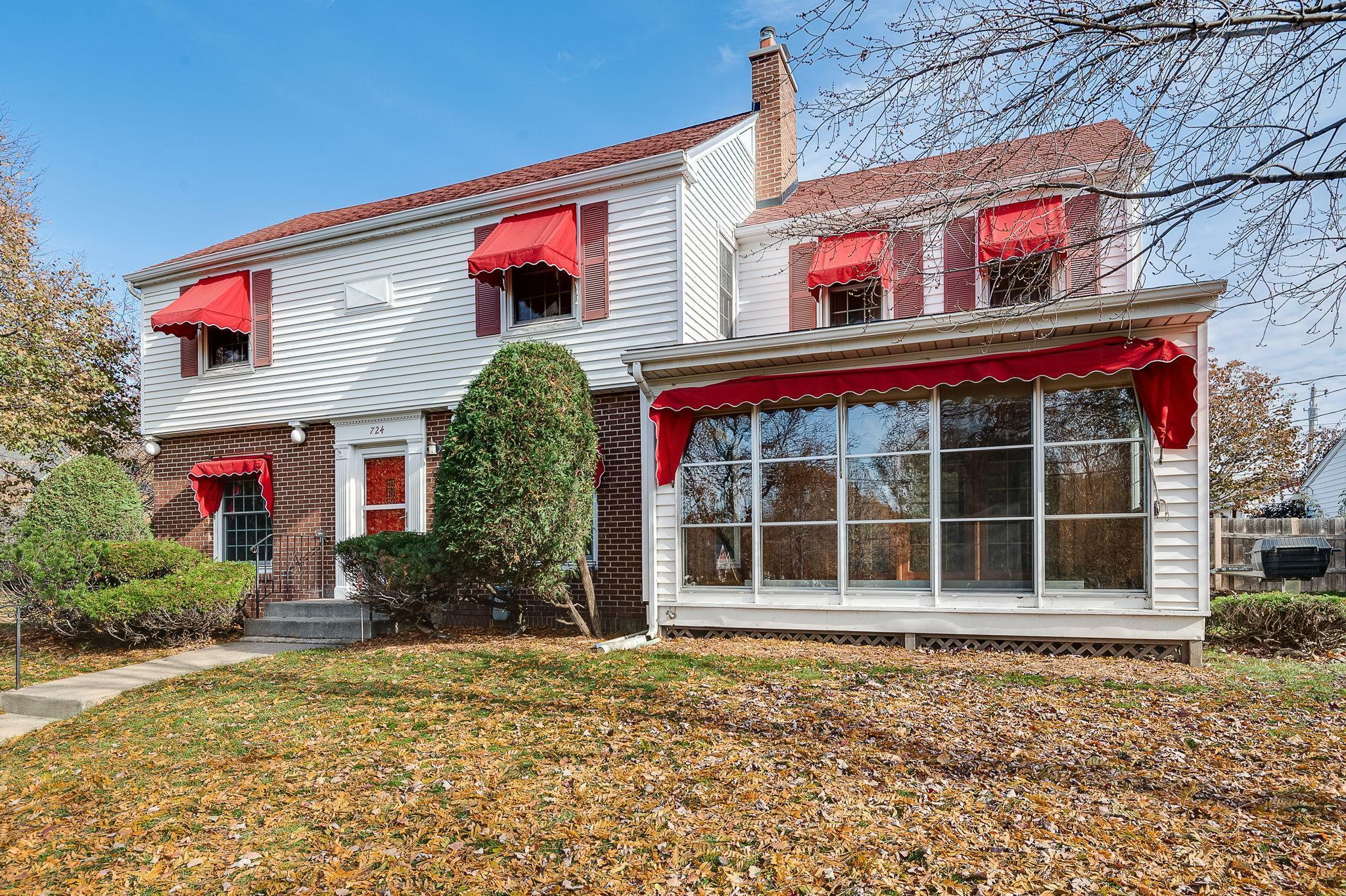 Property Photo:  724 Hamline Avenue S  MN 55116 