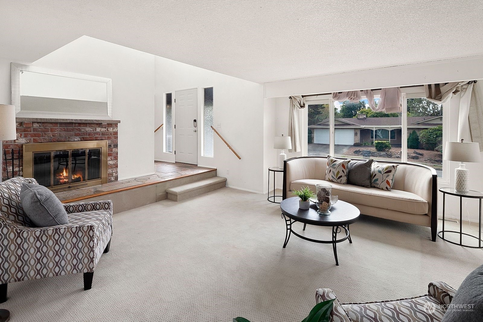 Property Photo: 924 S 29th Court WA 98055