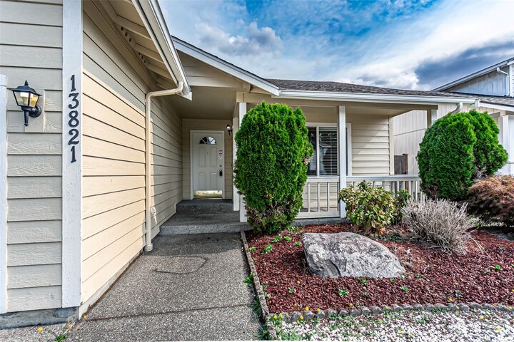 Property Photo:  13821 13th Avenue S  WA 98444 