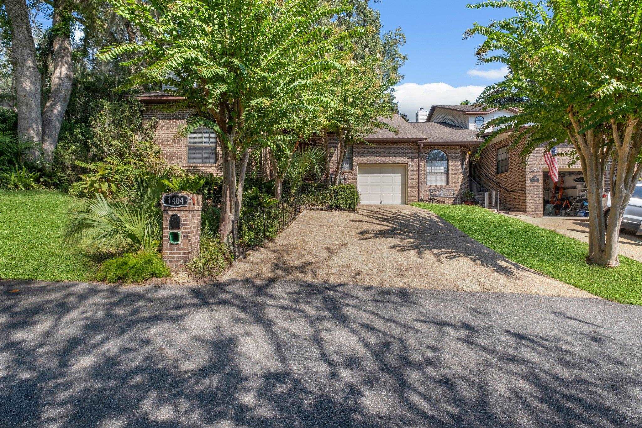 Property Photo:  1404 Denholm Drive  FL 32308 