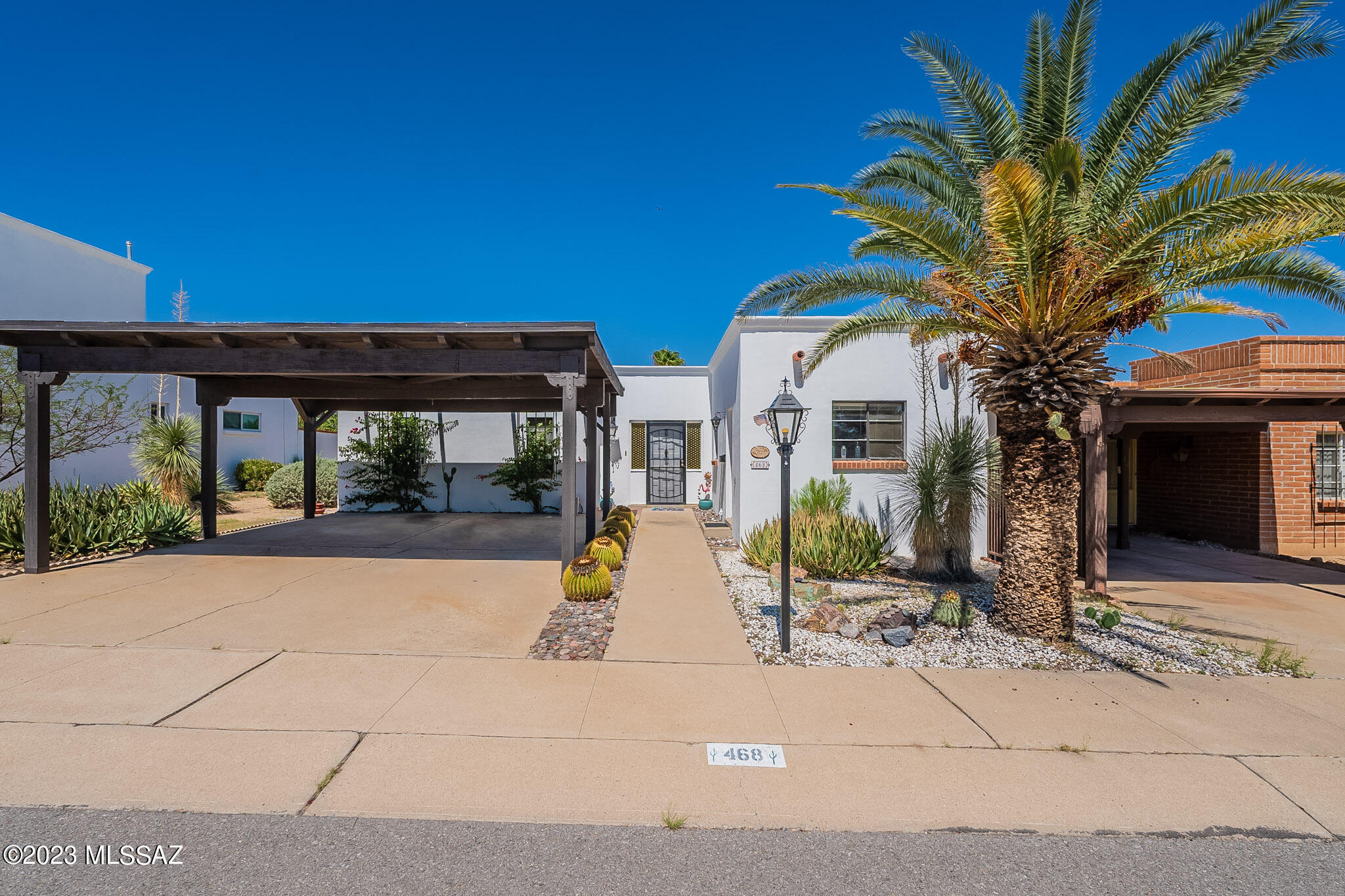 Property Photo:  468 W Esperanza Boulevard  AZ 85614 