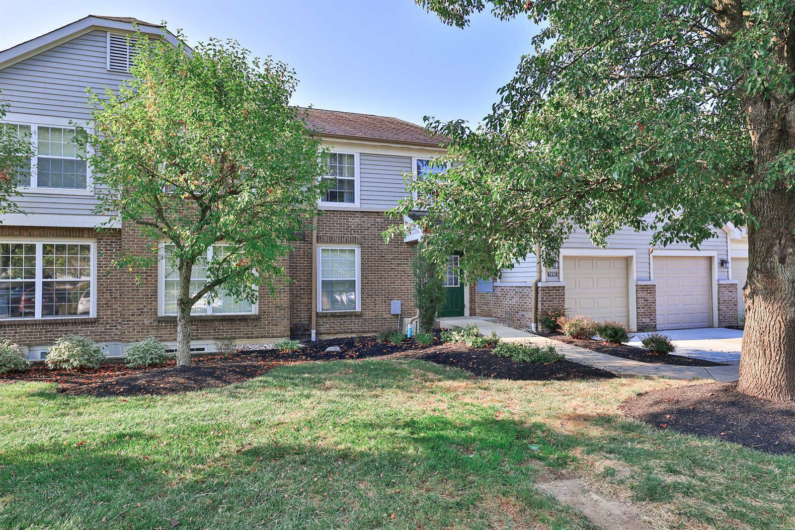 Property Photo:  7570 Waterford Cir 103  OH 45040 