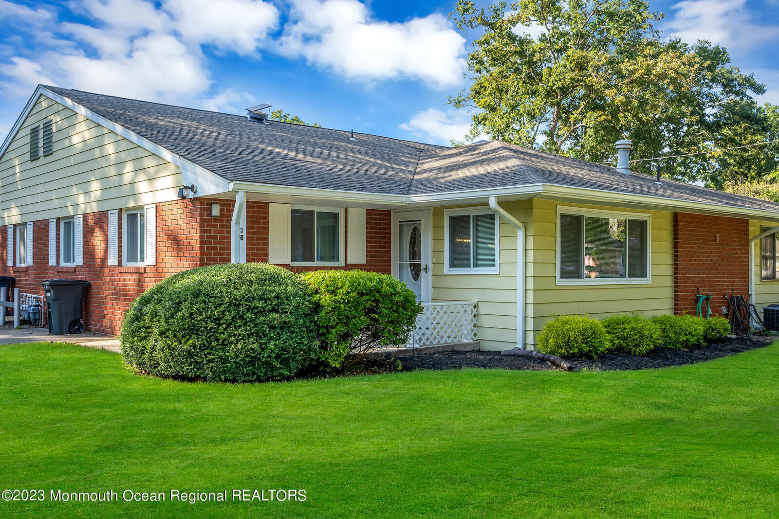 Property Photo:  3 Heron Street  NJ 08759 