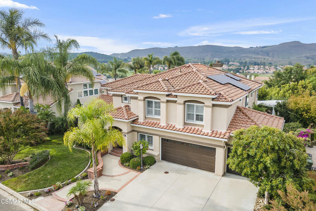 Property Photo:  739 Twillin Court  CA 93065 