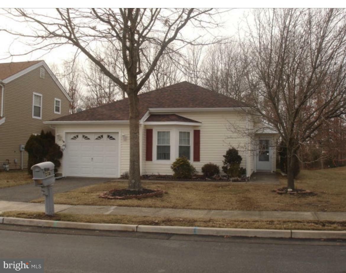 Property Photo:  208 Pine Oak Boulevard  NJ 08005 