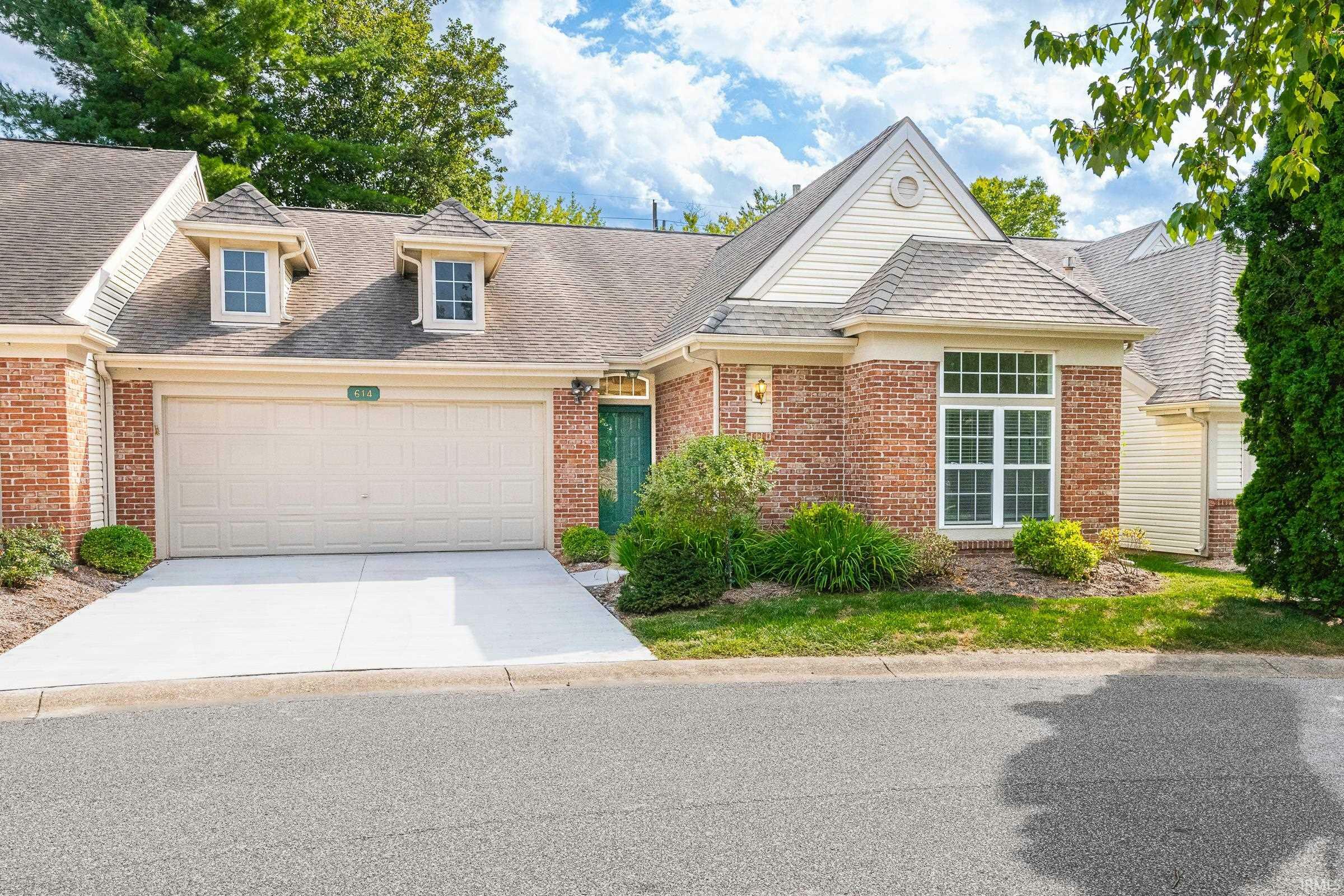 Property Photo:  614 E Moss Creek Court  IN 47401 