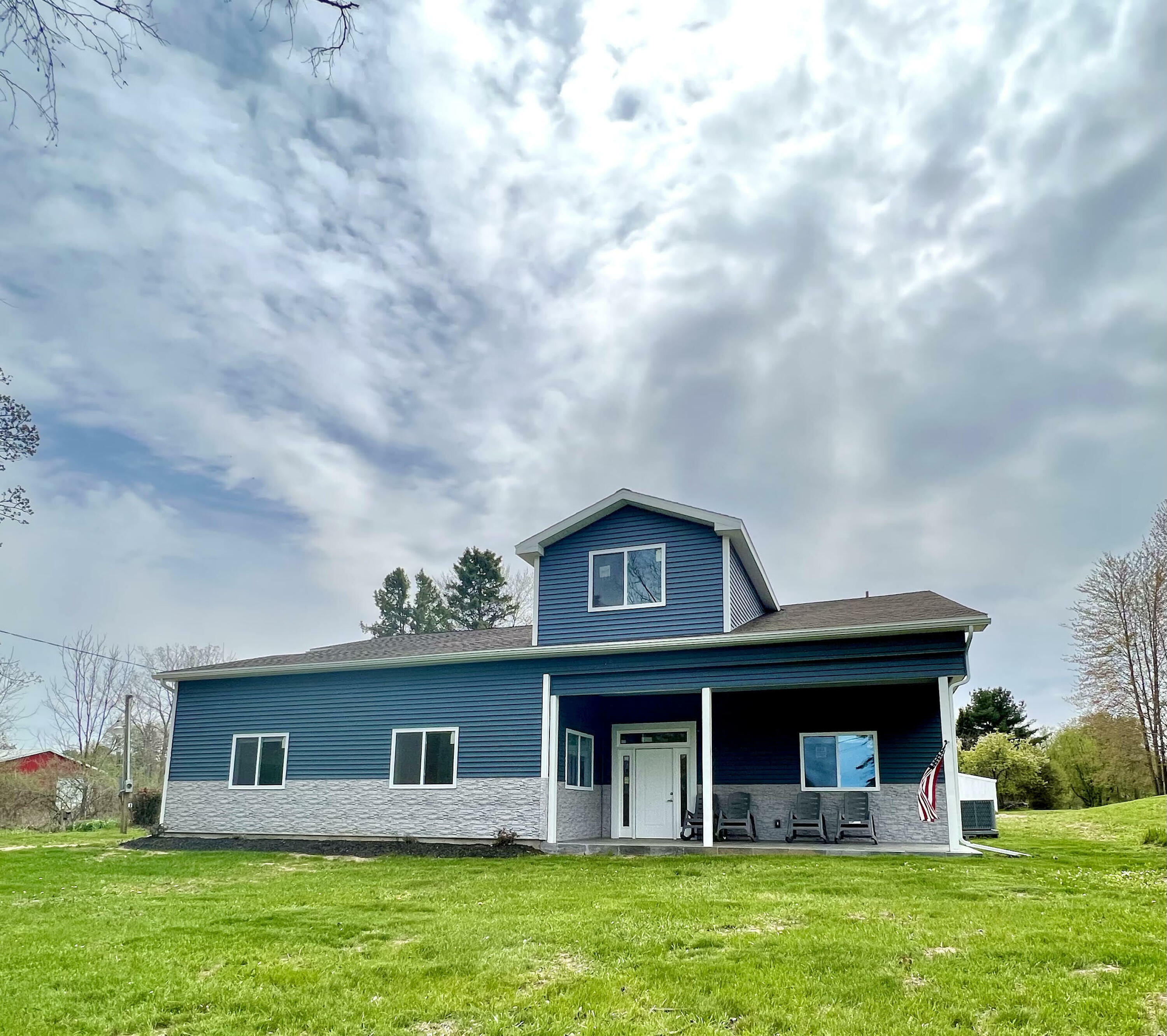 Property Photo:  3003 W Cohoctah Road  MI 48836 