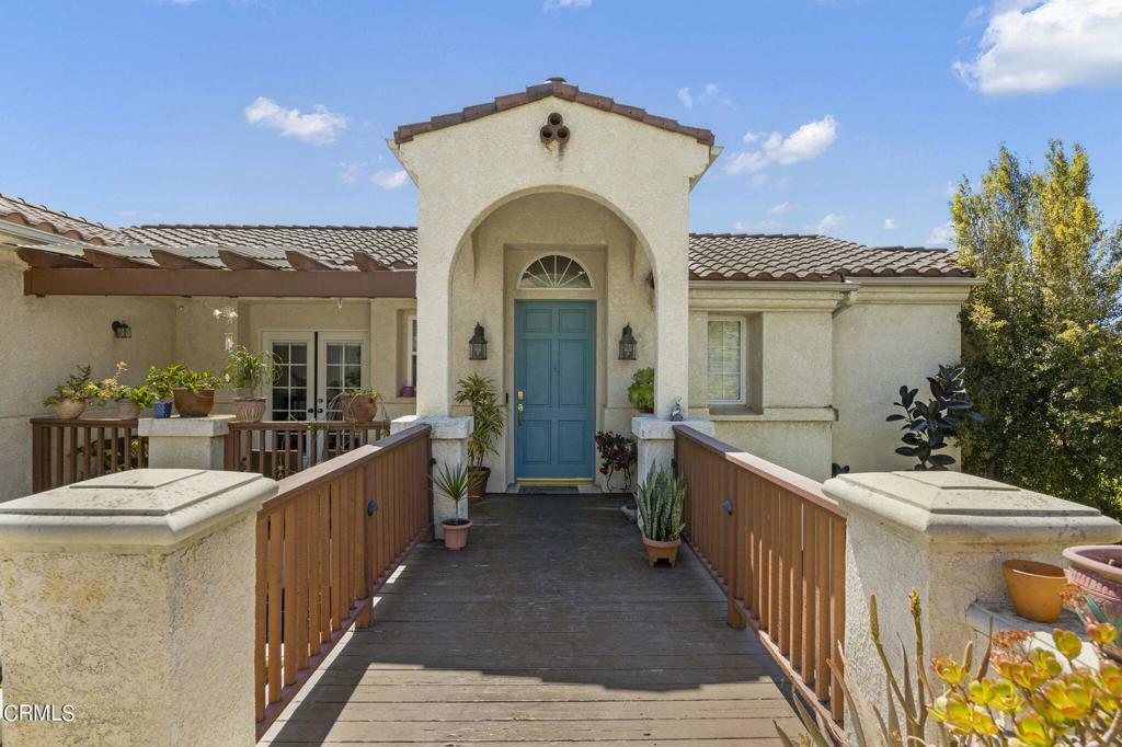 Property Photo:  998 Monte Vista Drive  CA 93060 