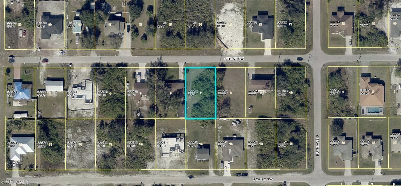 Property Photo:  3307 6th Street SW  FL 33976 