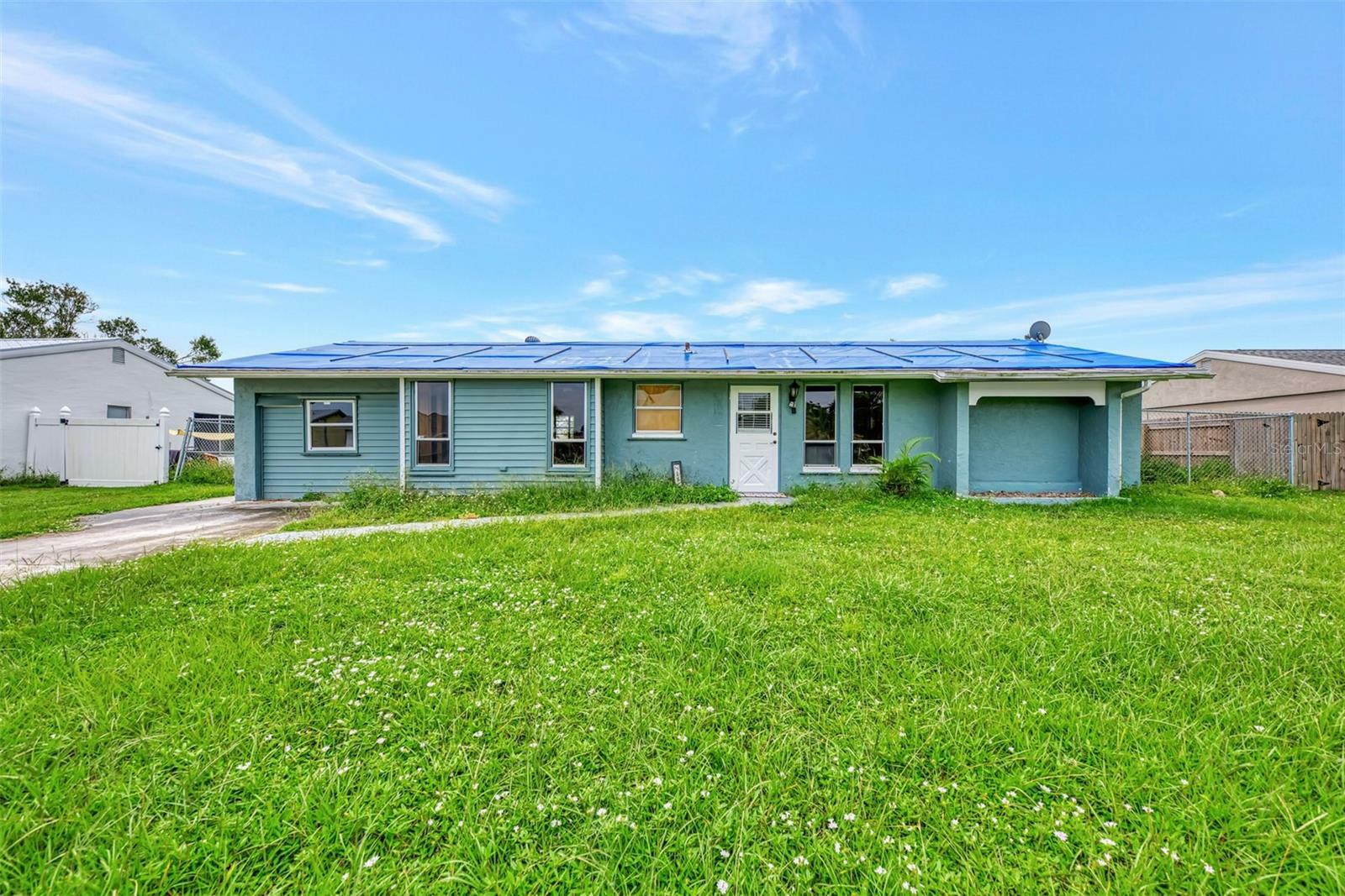 Property Photo:  8147 Chesebro Avenue  FL 34287 