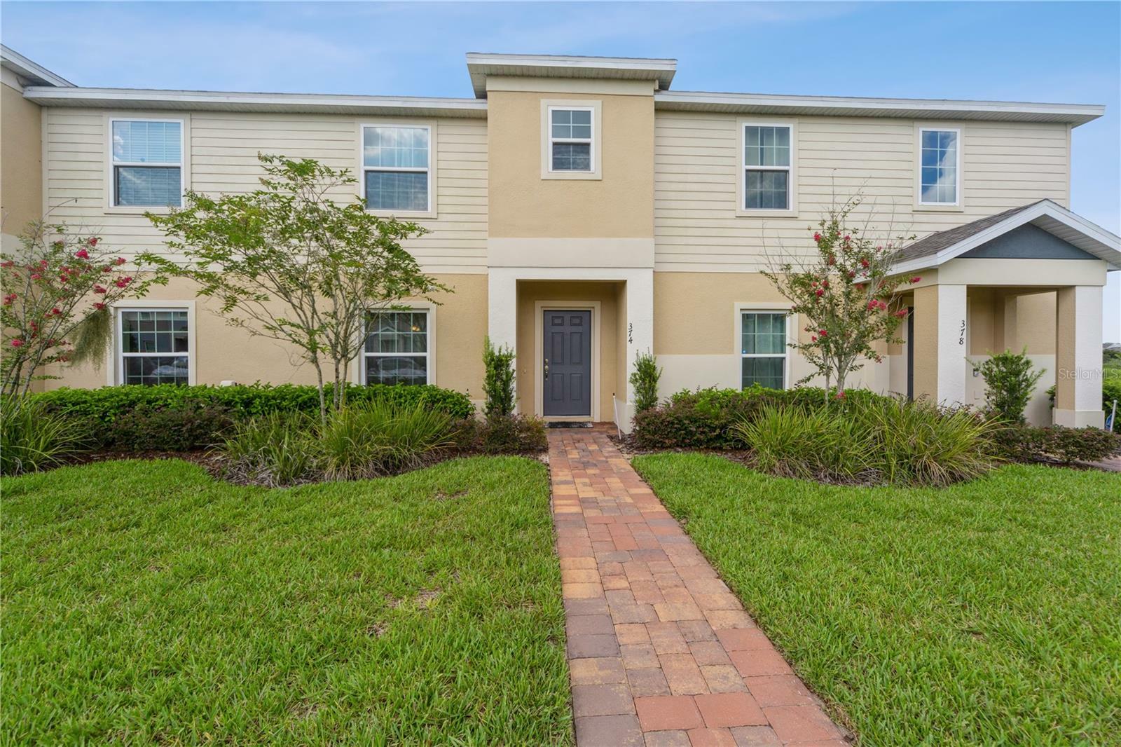 Property Photo: 374 Annabelle Way FL 33837