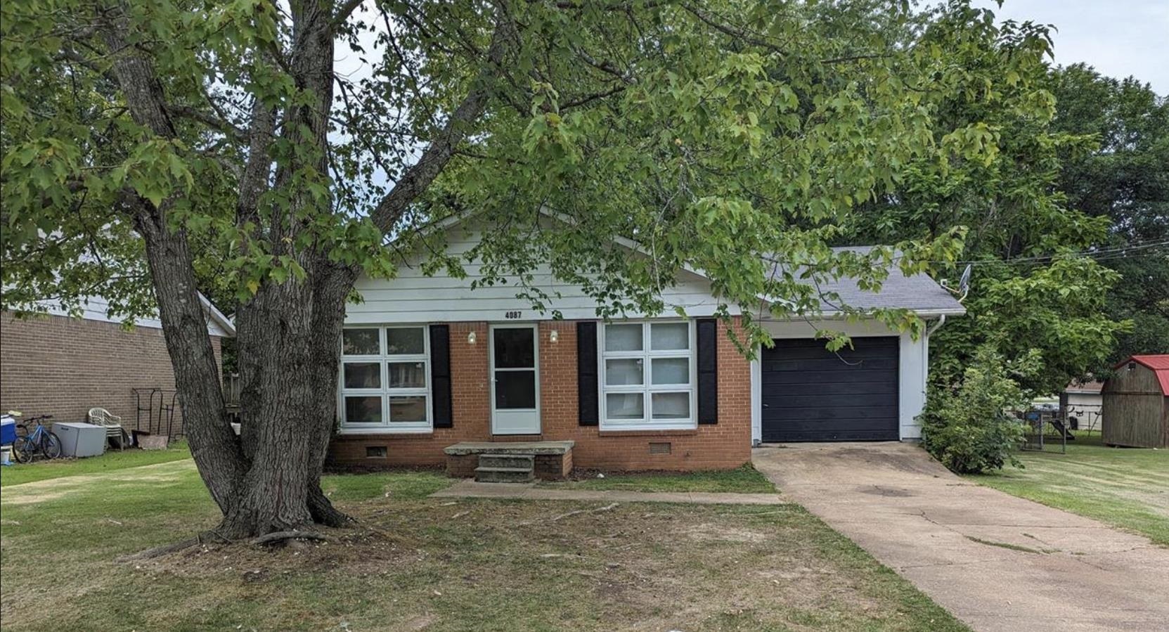 Property Photo:  4087 Dale Dr  TN 38358 