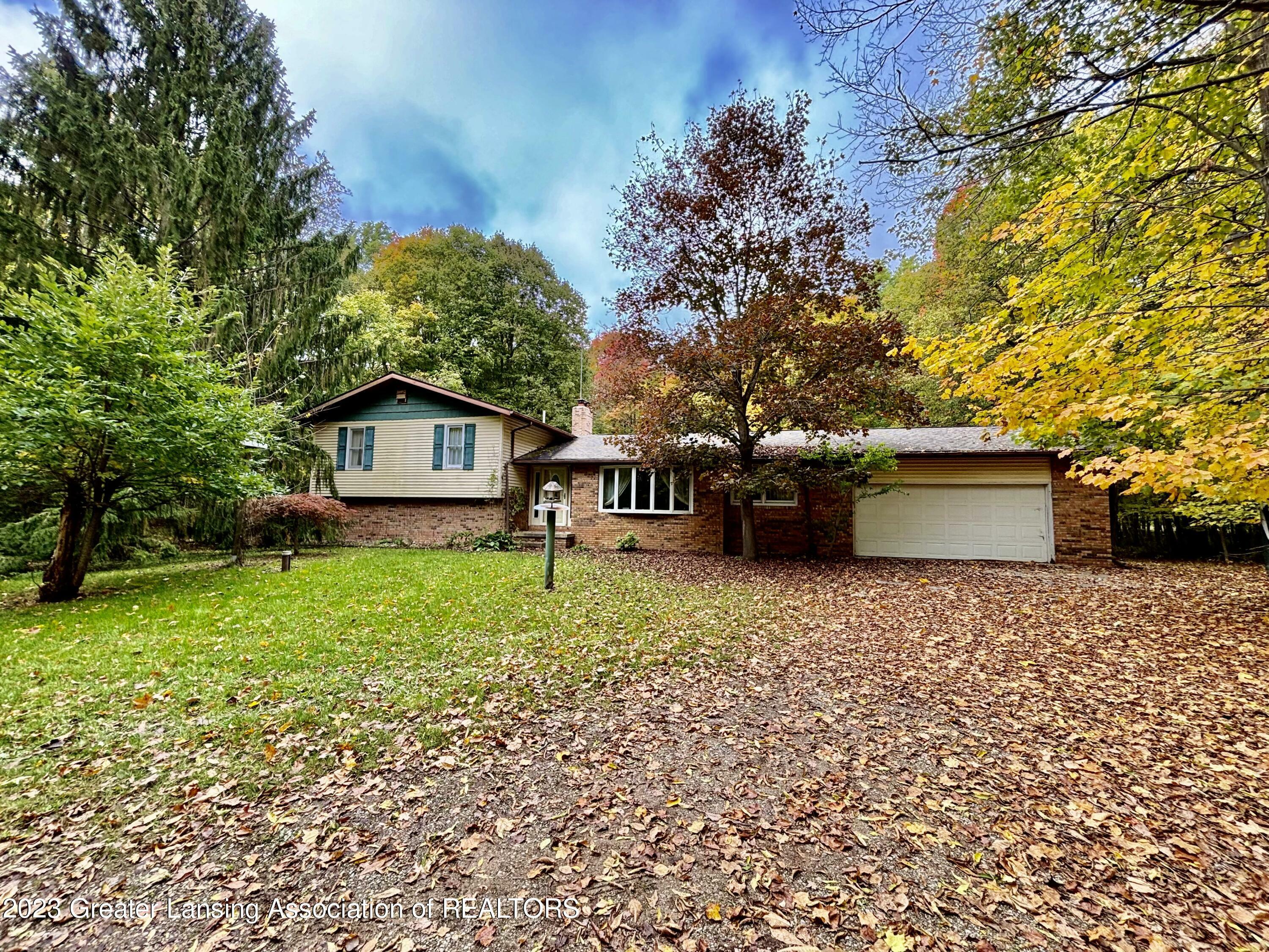 Property Photo:  700 Gale Road  MI 48827 