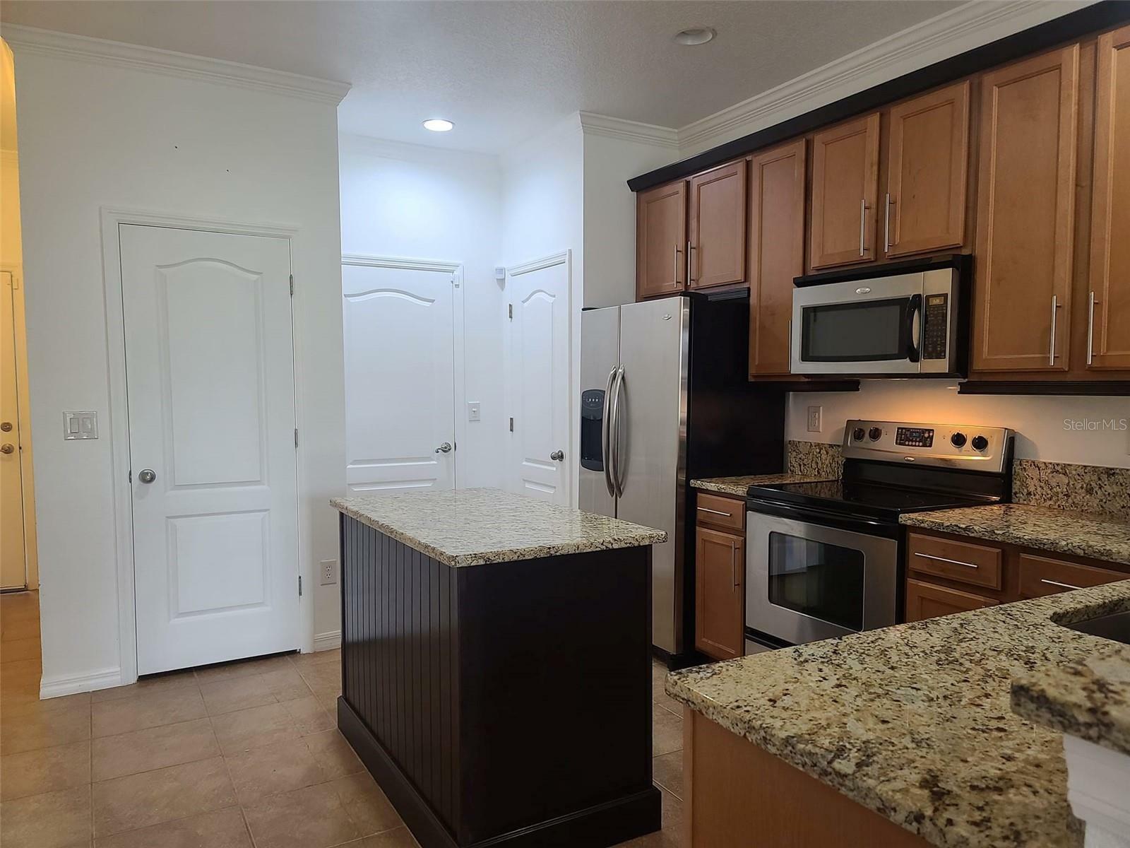Property Photo: 8720 Turnstone Haven Place FL 33619