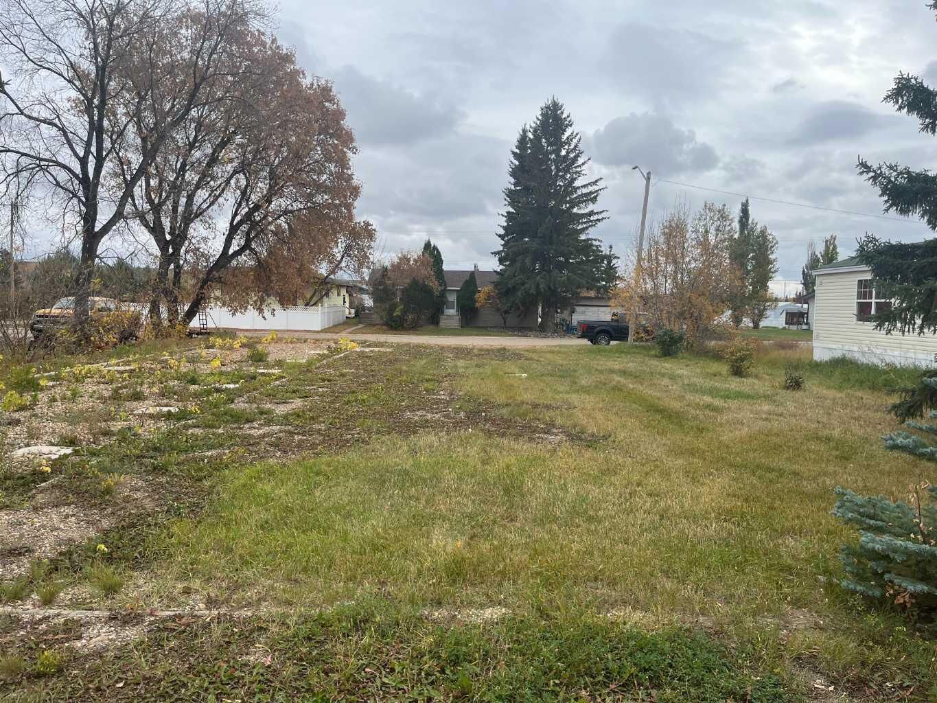 Property Photo: 5036 47 Street AB T0B 1V0