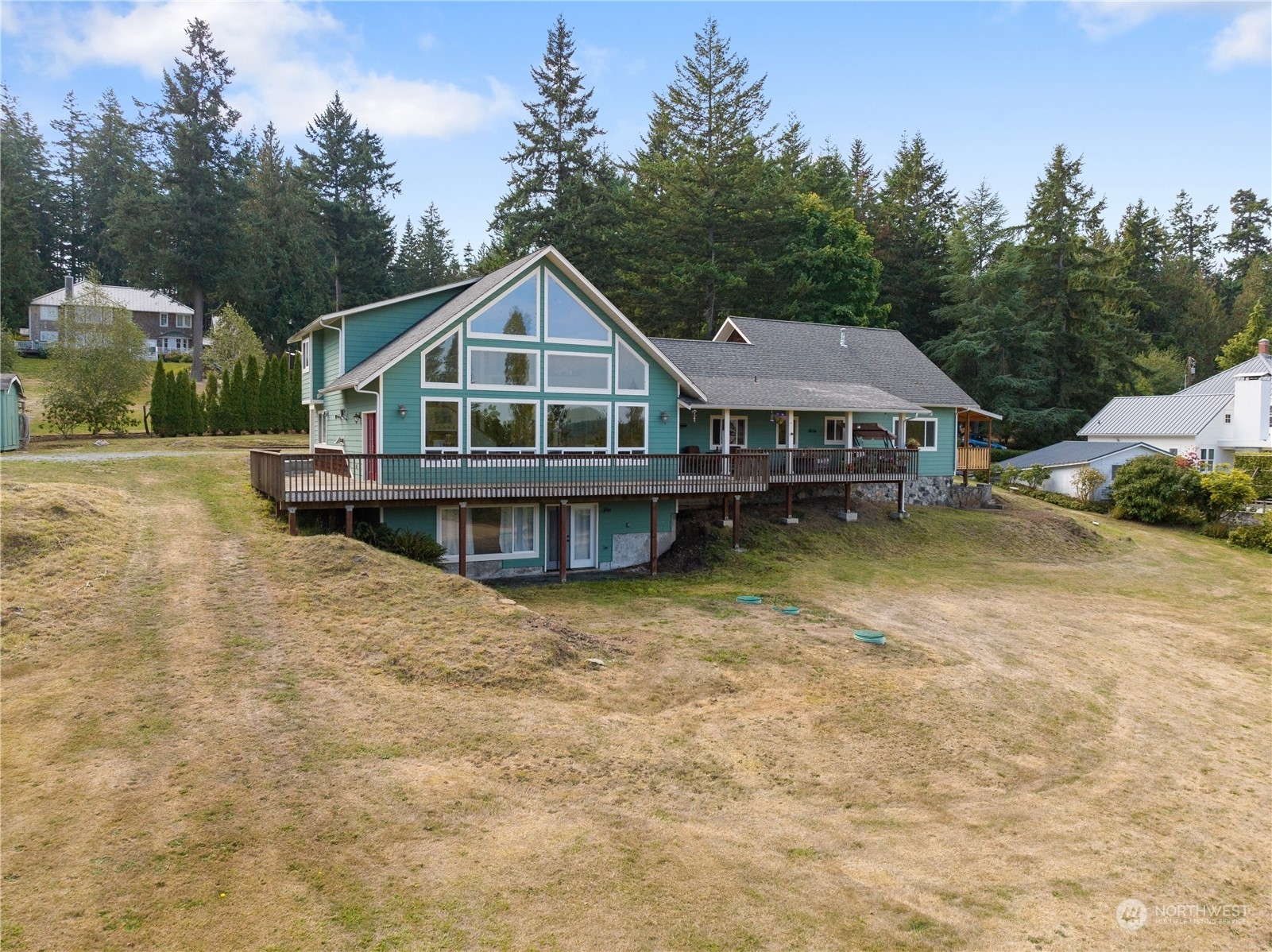 Property Photo:  4417 H Avenue  WA 98221 