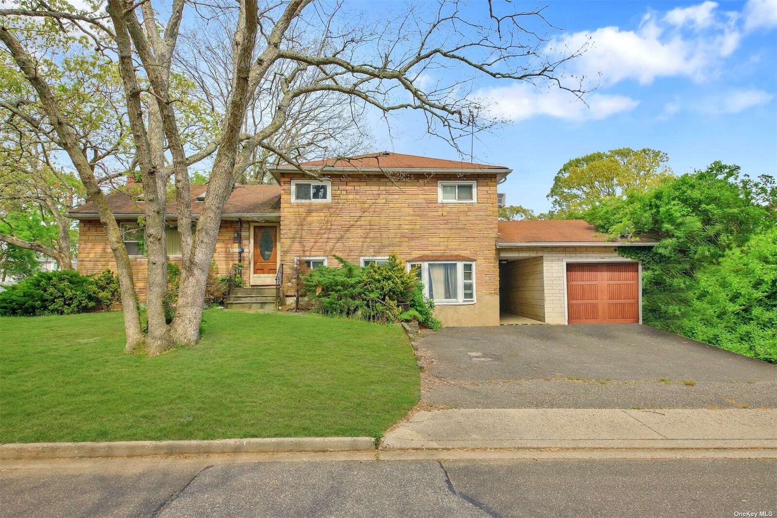 Property Photo: 114 West Drive NY 11758