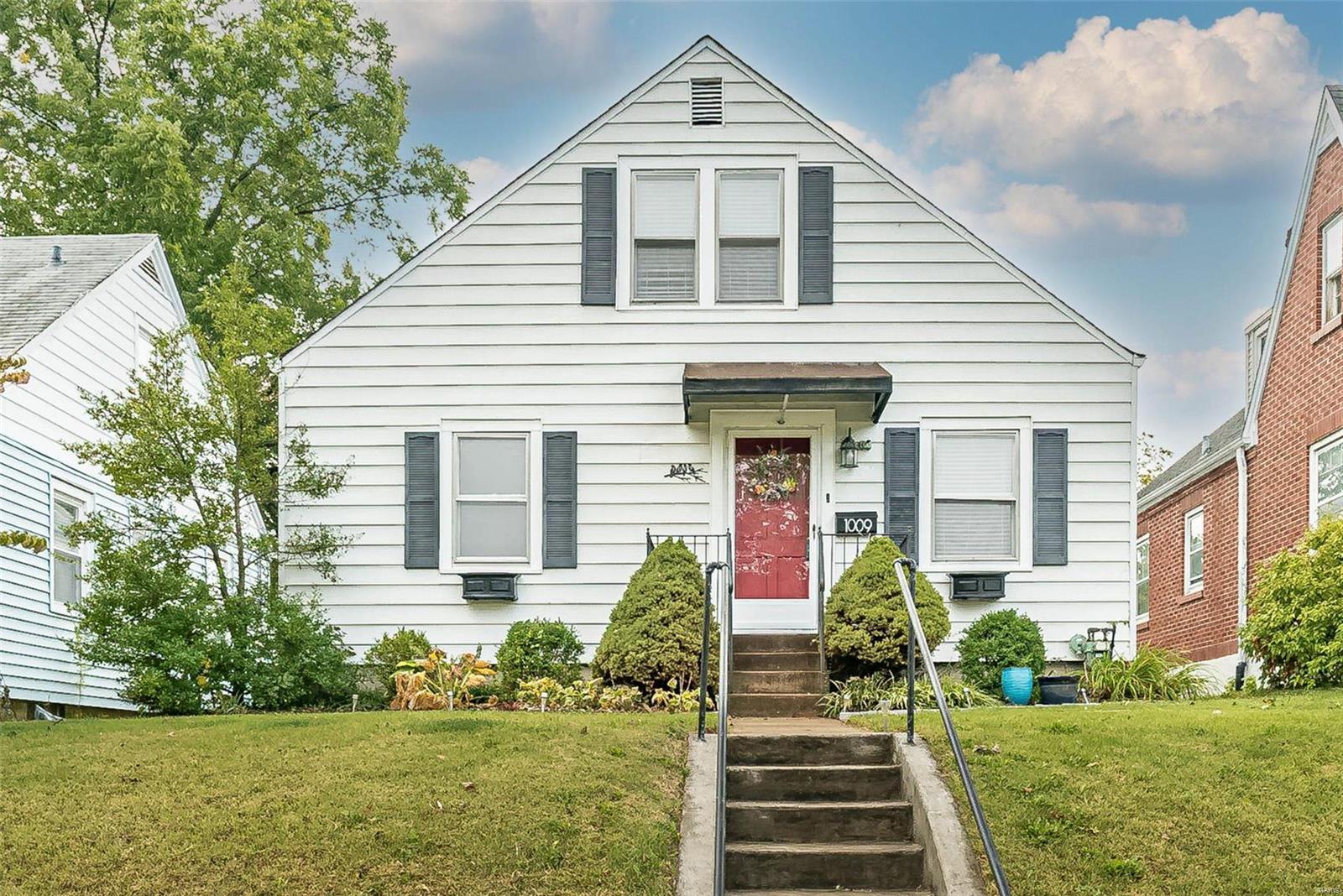 Property Photo: 1009 Jackson Street MO 63301