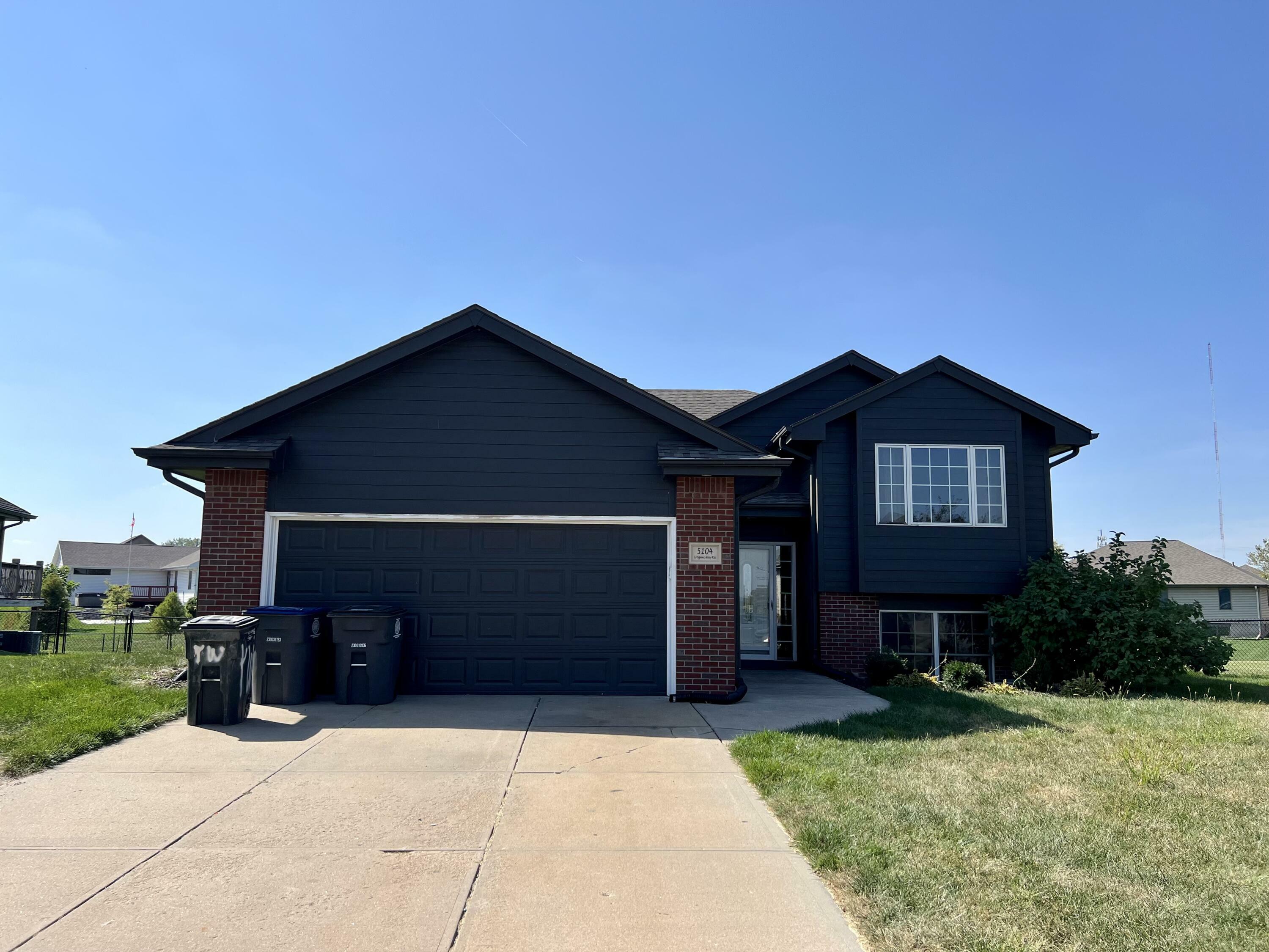 Property Photo:  5104 Crogans Way Road  IA 51501 