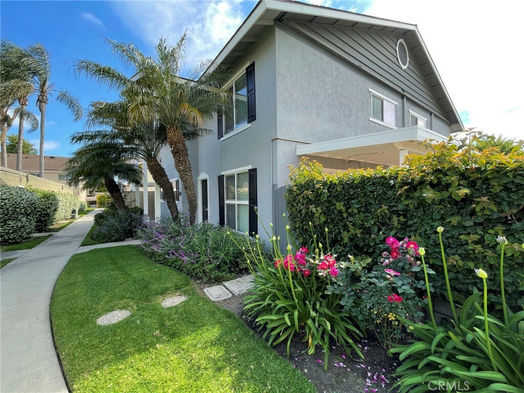 Property Photo:  12100 Montecito Road 128  CA 90720 