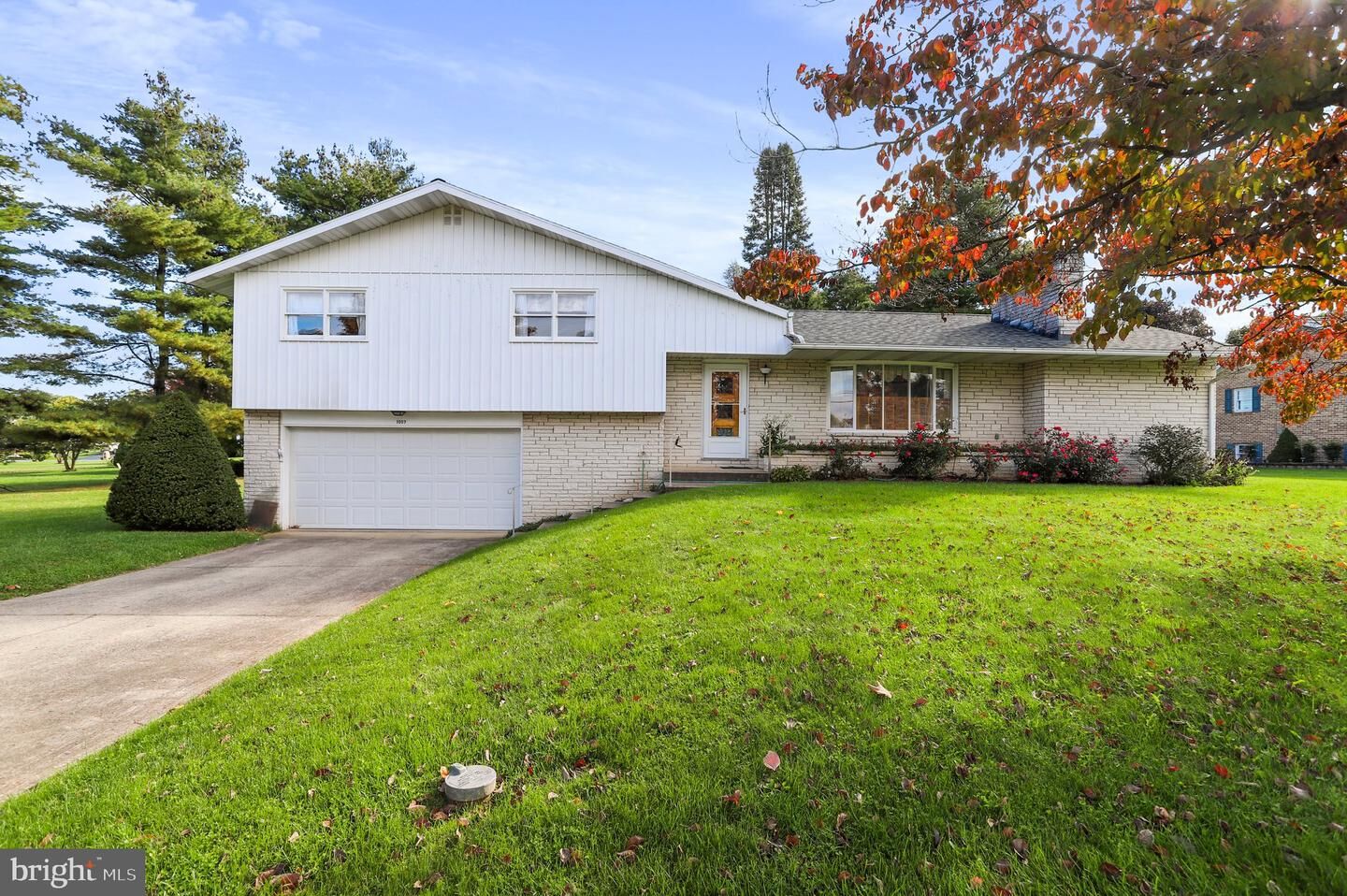 Property Photo: 1007 Newburg Road PA 17257