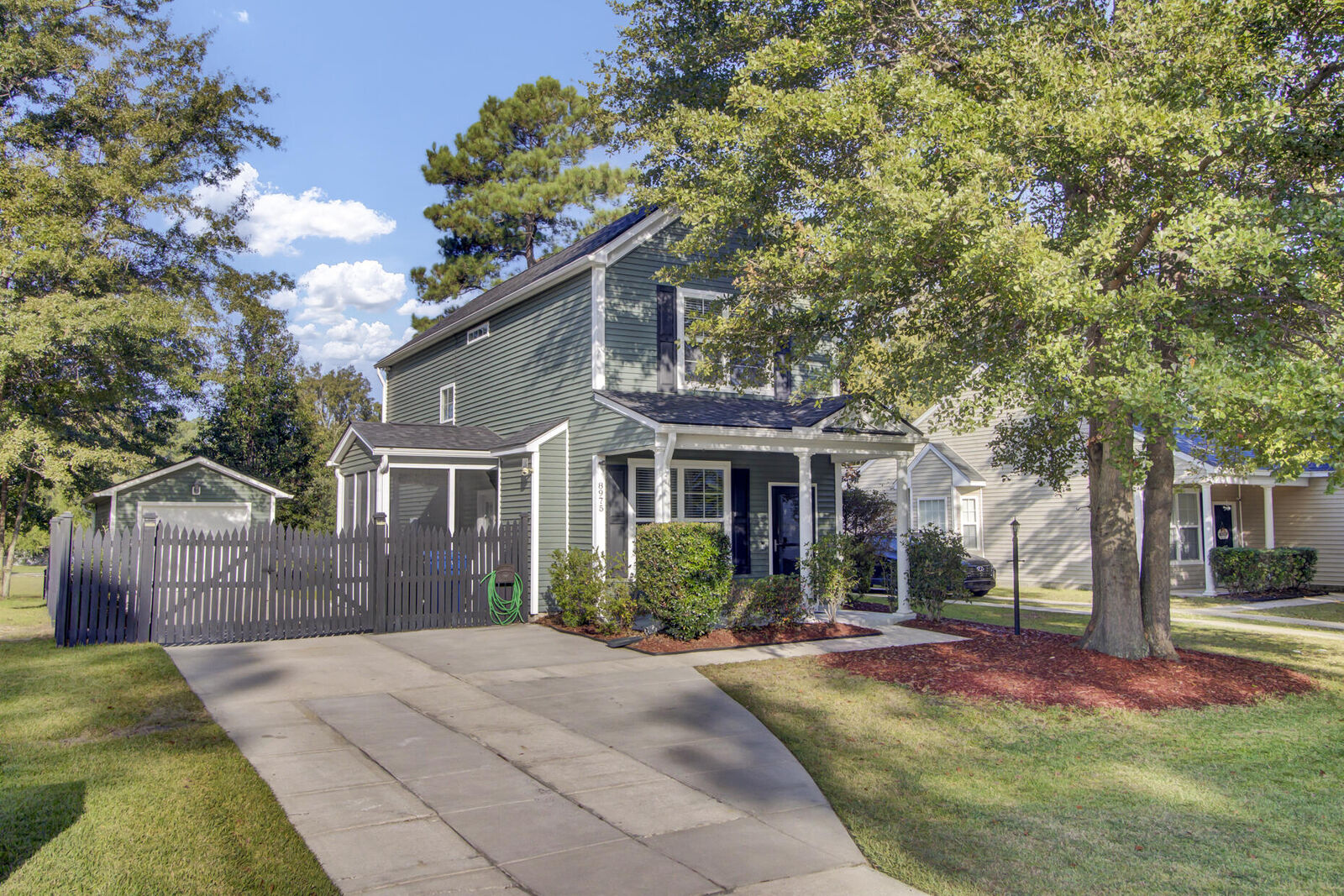 Property Photo:  8975 Planters Row Lane  SC 29485 