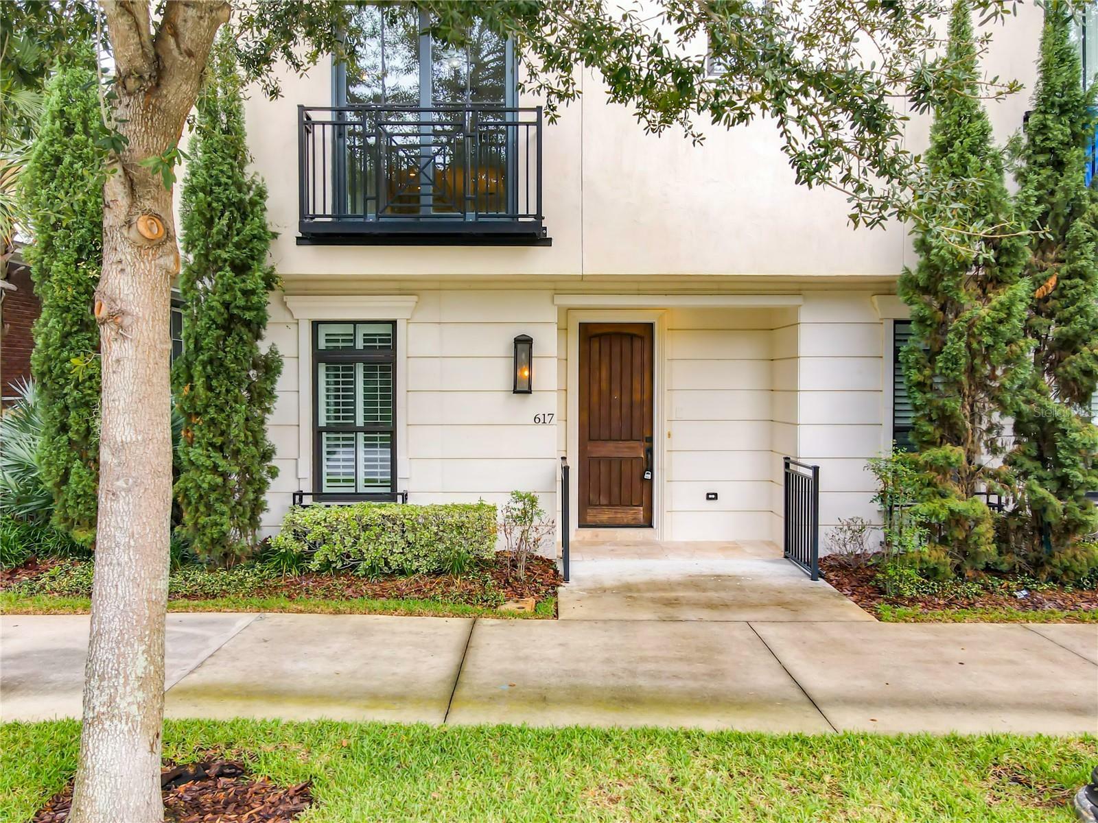 Property Photo:  617 E Jackson Street  FL 32801 