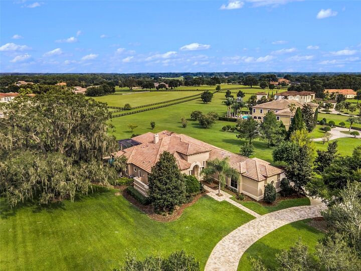 Property Photo:  10617 Low Oak Terrace  FL 33592 