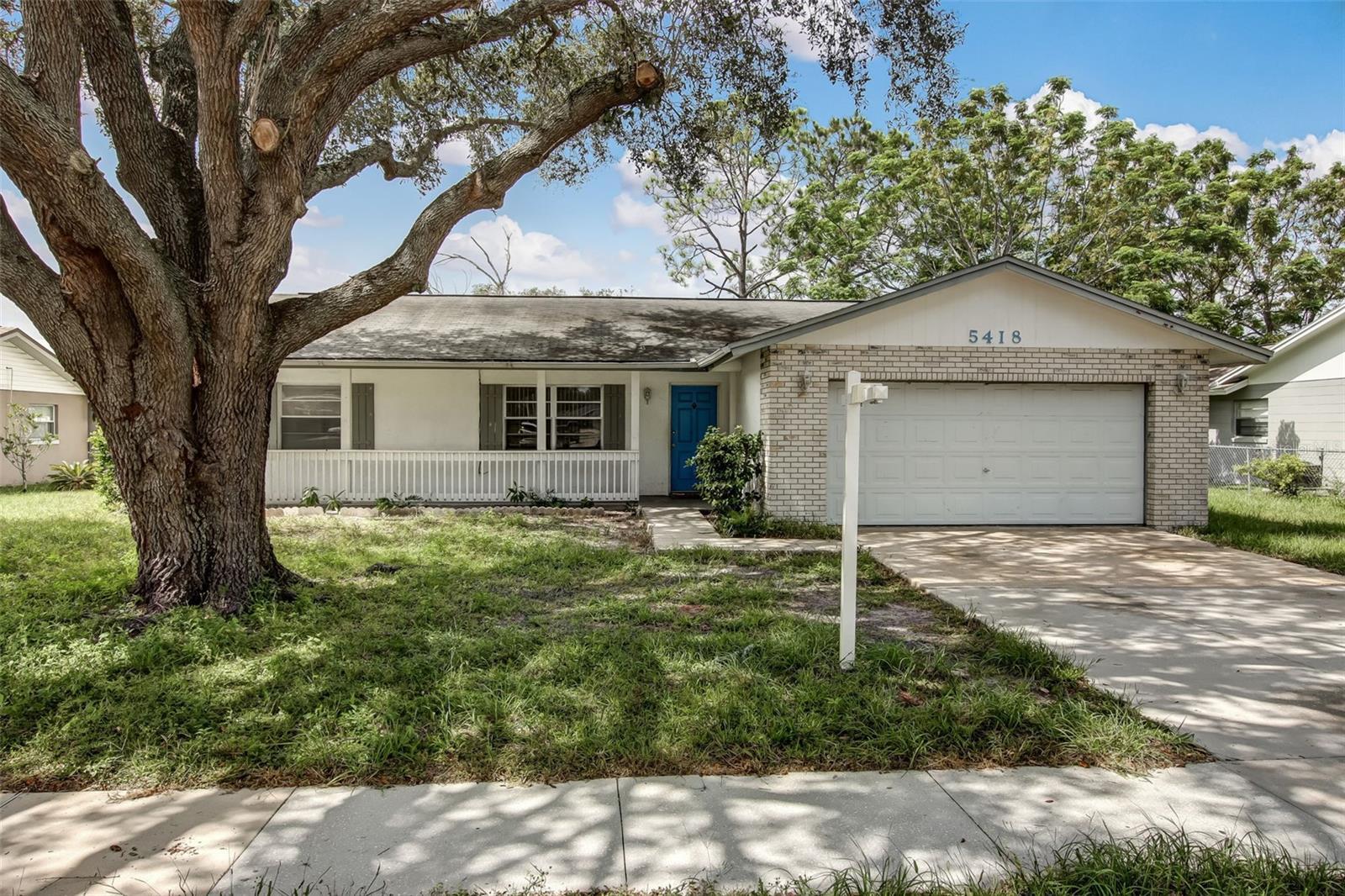 Property Photo: 5418 Tangerine Avenue FL 32792