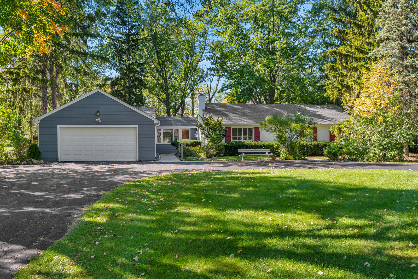 Property Photo:  11233 N Riverland Rd  WI 53092 