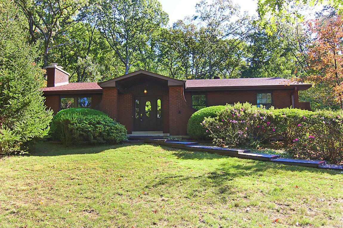 Property Photo:  2732 Oakshire Circle  MO 63701 