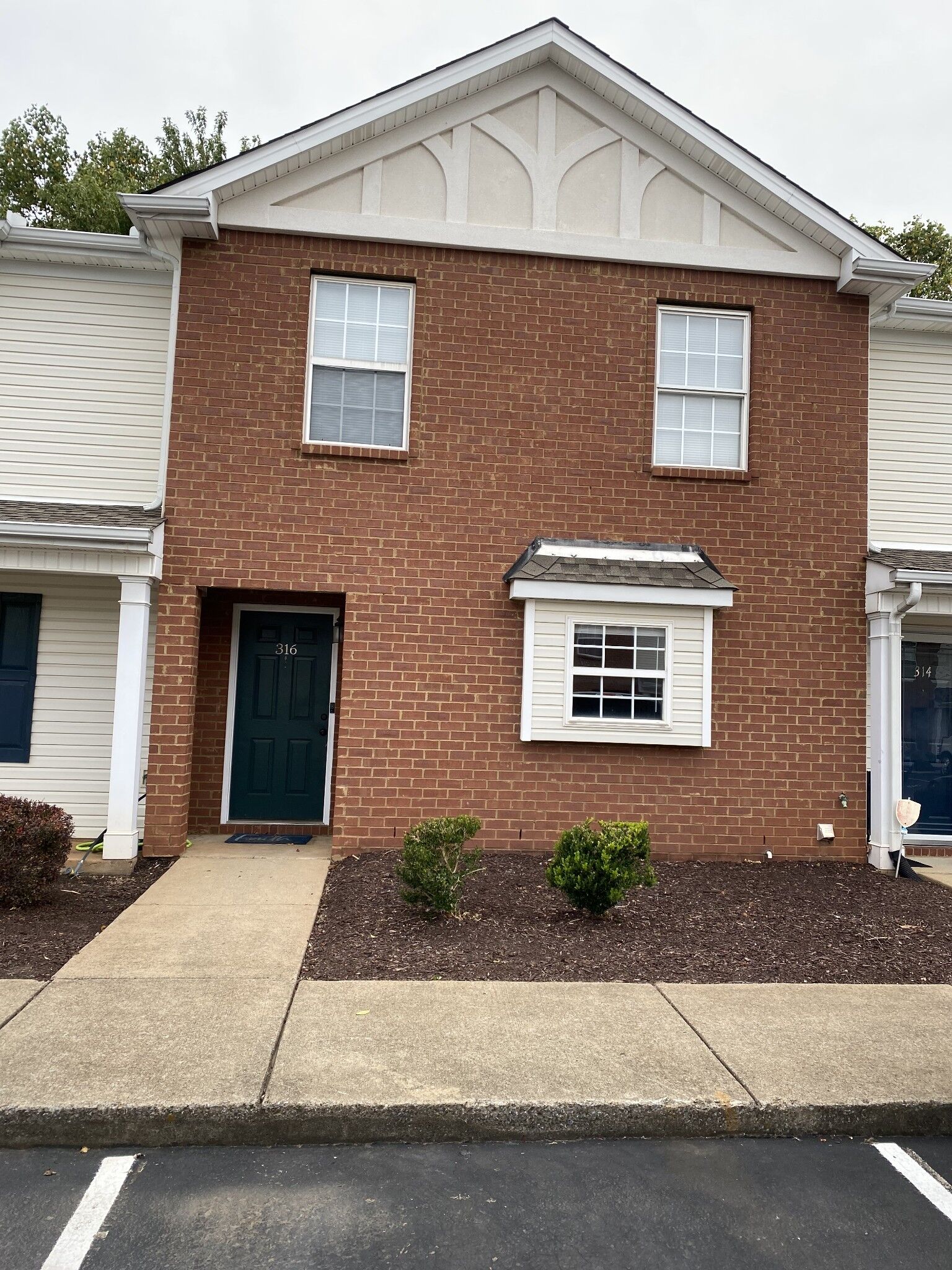 Property Photo: 316 Arapaho Dr TN 37128
