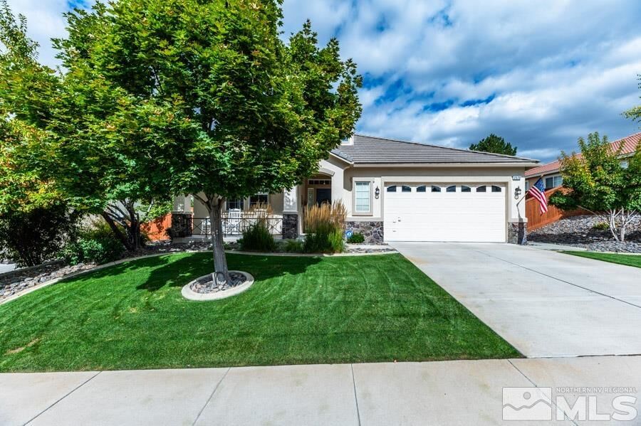 Property Photo:  2570 Anqua Dr  NV 89434 