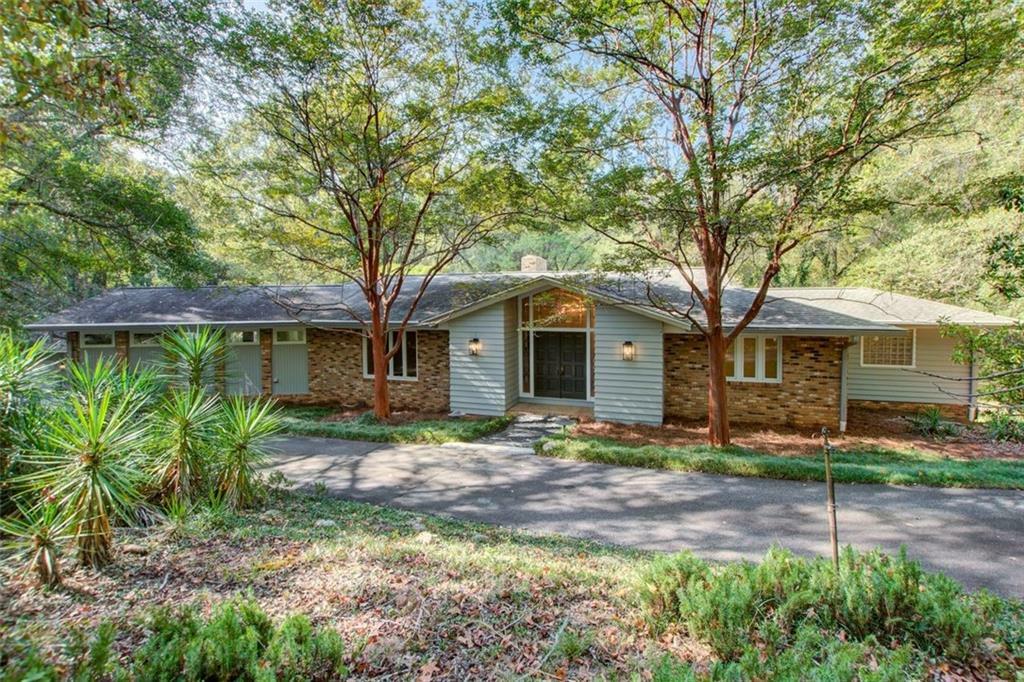 Property Photo:  199 Tanglewood Drive  GA 30606 