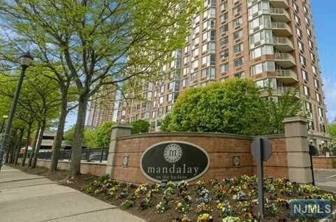Property Photo: 20 2nd Street 1102 NJ 07302