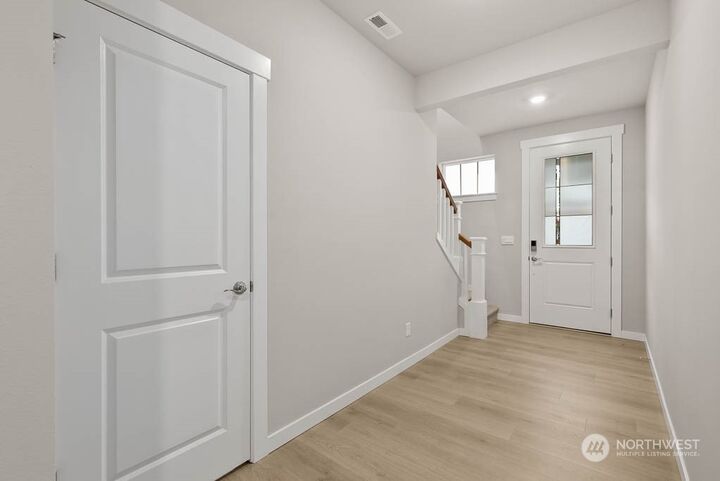 Property Photo: 2725 193rd Place SE F6 WA 98012