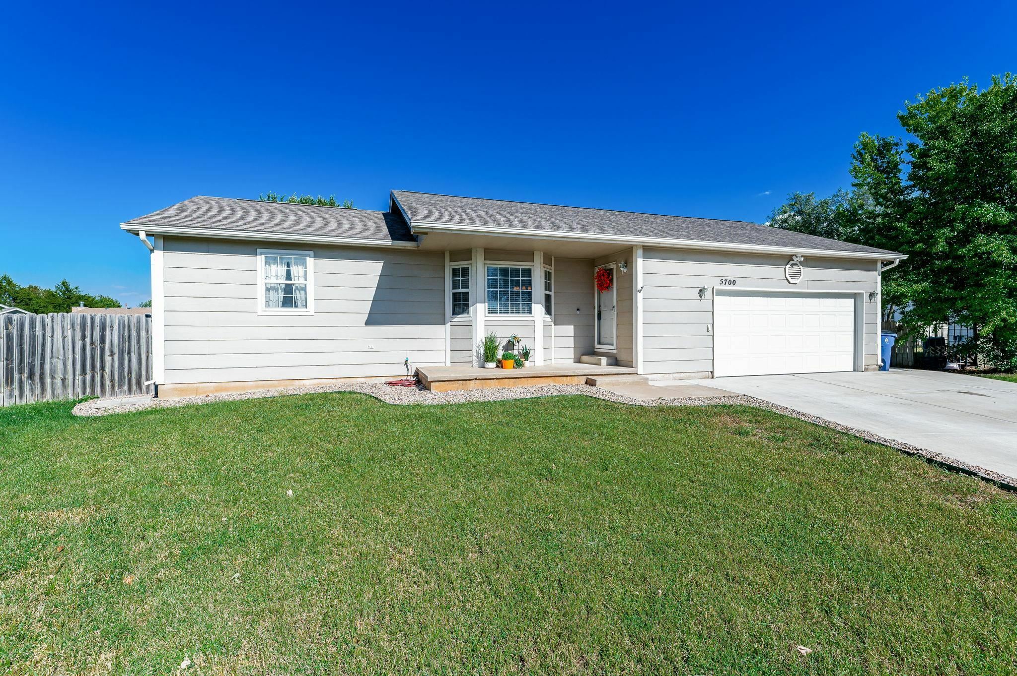 Property Photo:  5700 W 41st Cir S  KS 67215 