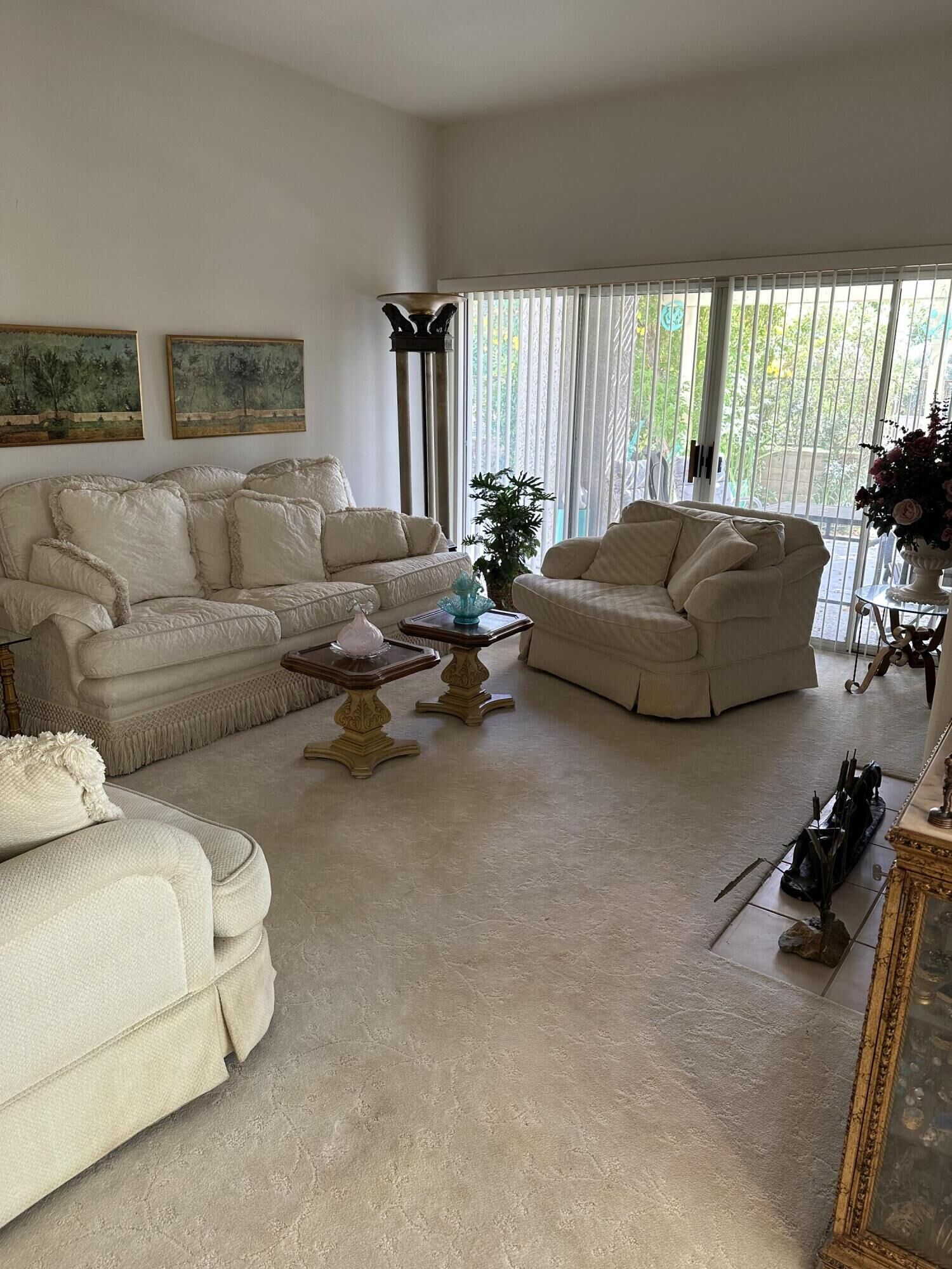 Property Photo:  48621 Paseo Tarazo  CA 92253 