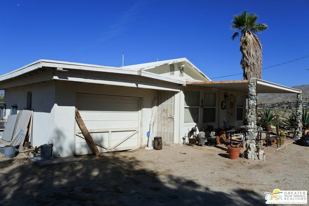 Property Photo:  15300 Mountain View Road  CA 92240 