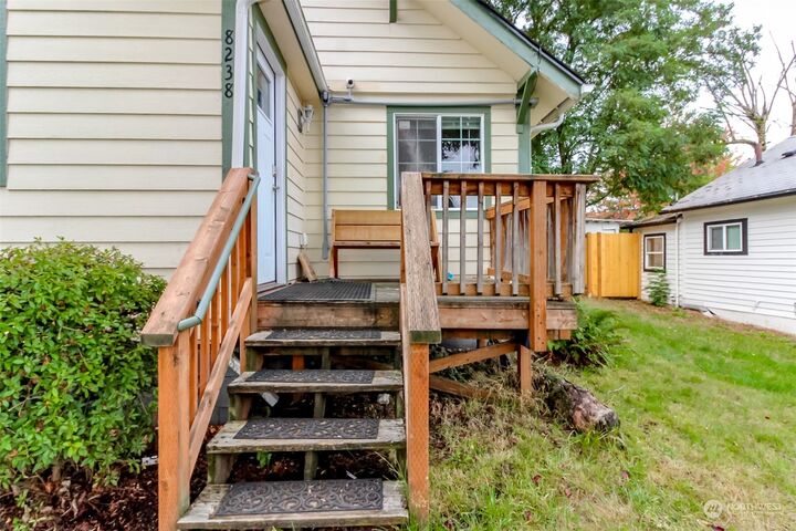 Property Photo:  8238 Tacoma Avenue S  WA 98408 
