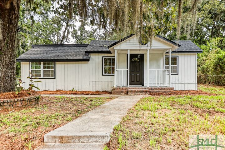 1410 Hendry Avenue  Savannah GA 31406 photo