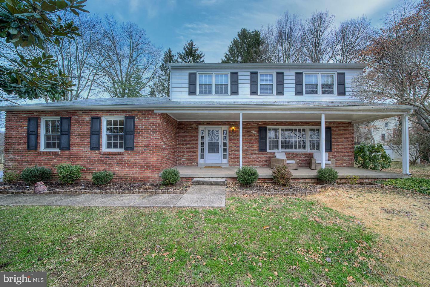 Property Photo: 306 S Providence Road PA 19086
