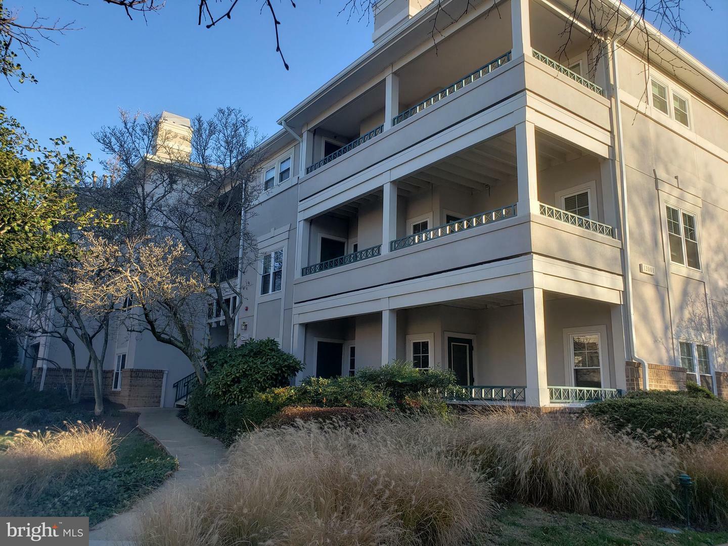 Property Photo: 12001 Taliesin Place 36 VA 20190