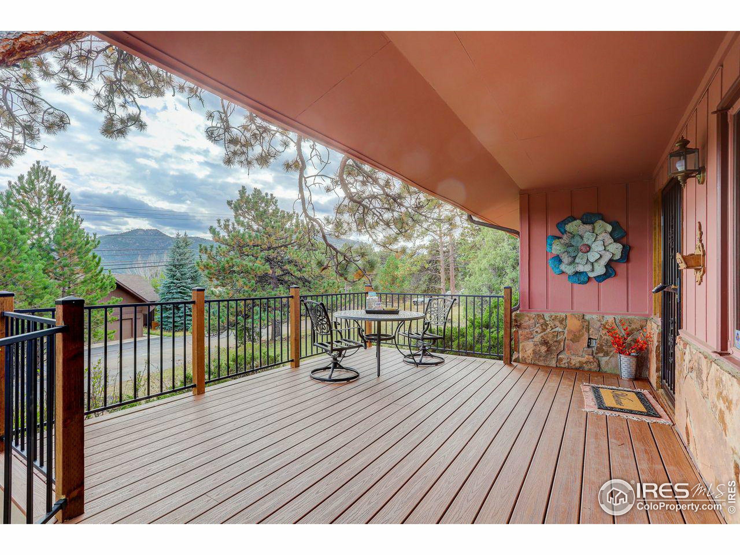 Property Photo:  1251 Tall Pines Dr  CO 80517 