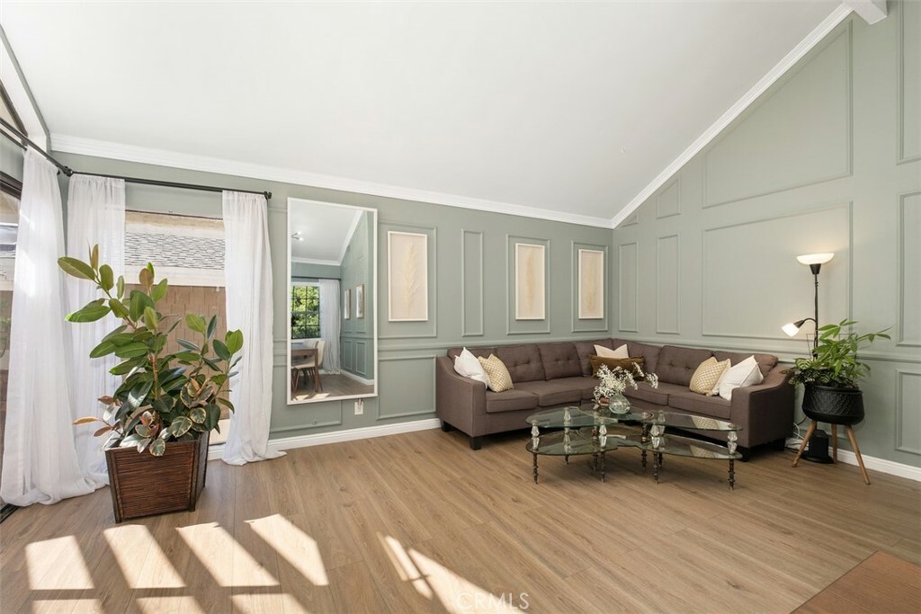 Property Photo: 35 Lakepines CA 92620